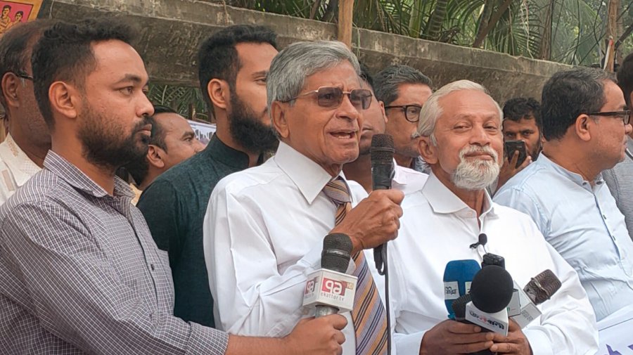 সিইসি জনগণের বিরুদ্ধে অবস্থান নিয়েছেন: সুব্রত চৌধুরী