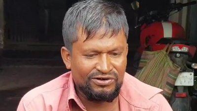অস্ত্র উদ্ধারের কথা বলে আমাকে মারধর করেছে র‌্যাব, অভিযোগ রিকশাচালকের