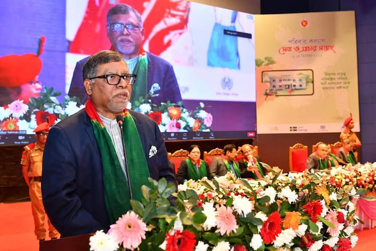 জরুরি স্বাস্থ্যসেবায় ৫০০ সরকারি স্বাস্থ্য ইউনিটে ২৪ ঘণ্টা সার্ভিস শুরু : স্বাস্থ্যমন্ত্রী