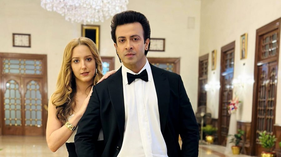 ঢাকায় মার্কিন নায়িকা, শাকিবের সঙ্গে দেখা দিলেন বঙ্গভবন থেকে!