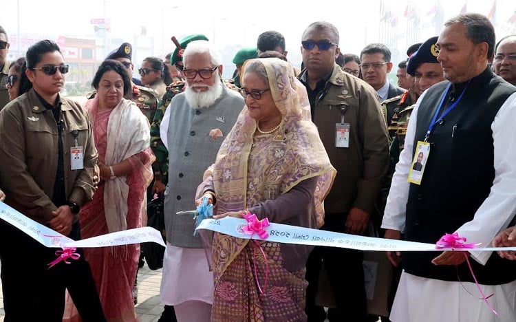 পূর্বাচলে মাসব্যাপী বাণিজ্য মেলার উদ্বোধন করেছেন প্রধানমন্ত্রী