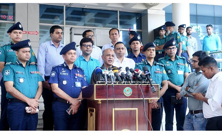 সত্যিকারের জনবান্ধব পুলিশ হোন: স্বরাষ্ট্র উপদেষ্টা